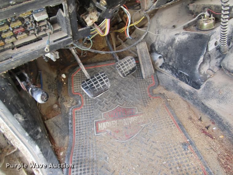 image for item DC4376 1992 GMC TopKick tender truck