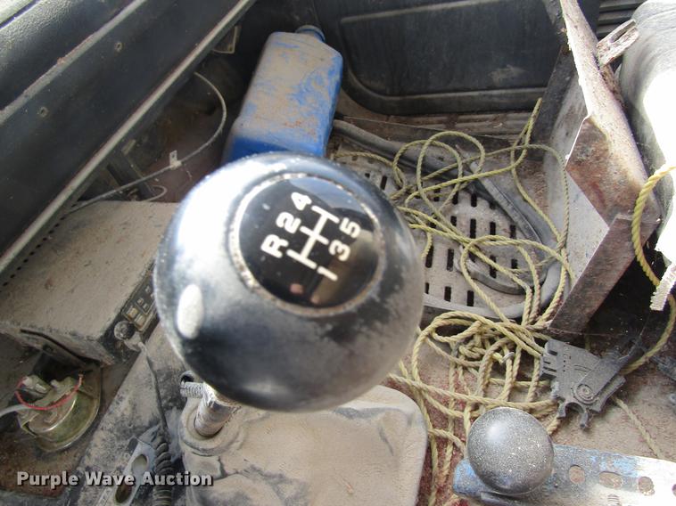 image for item DC4376 1992 GMC TopKick tender truck