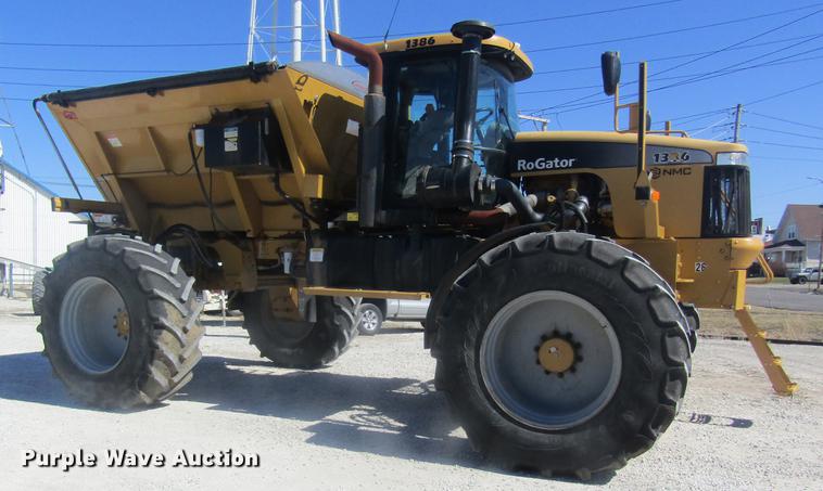 image for item DC4378 2010 Ag-Chem RoGator 1386 dry spreader applicator