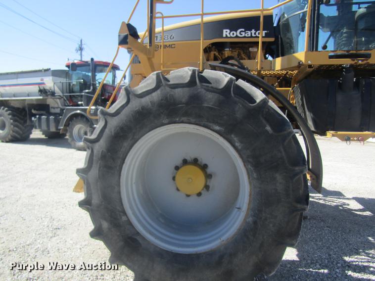 image for item DC4378 2010 Ag-Chem RoGator 1386 dry spreader applicator