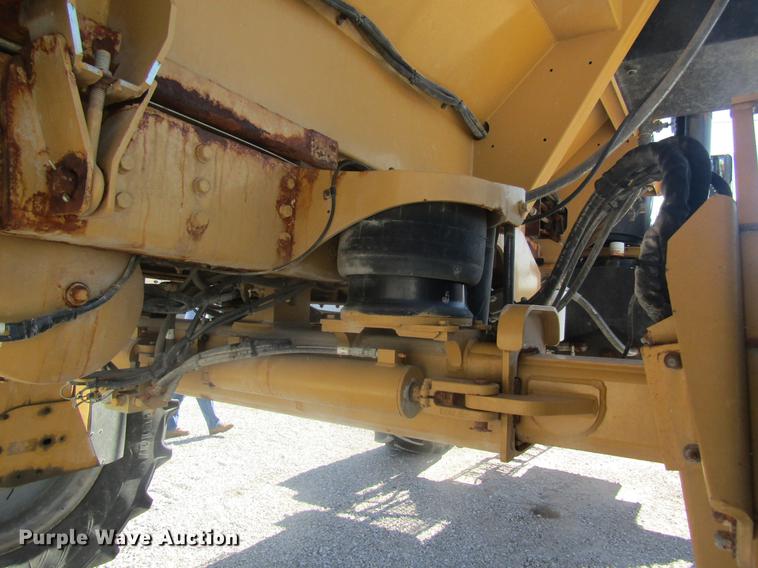 image for item DC4378 2010 Ag-Chem RoGator 1386 dry spreader applicator