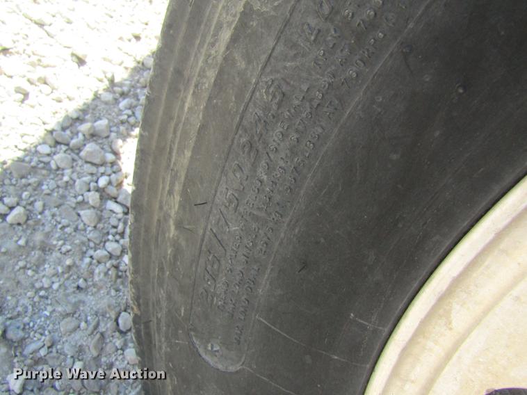 image for item DC4379 1992 Kenworth T800 tender truck