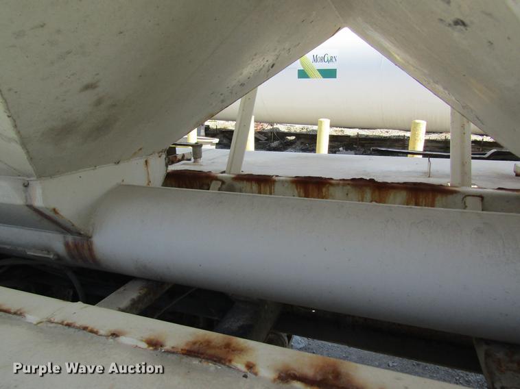 image for item DC4379 1992 Kenworth T800 tender truck