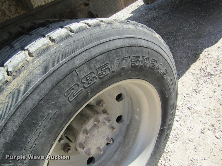 image for item DC4379 1992 Kenworth T800 tender truck