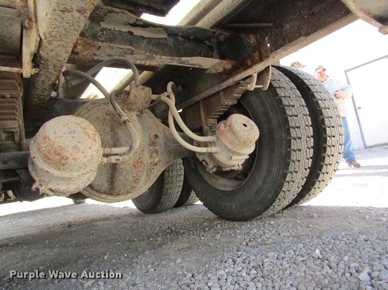 image for item DC4379 1992 Kenworth T800 tender truck