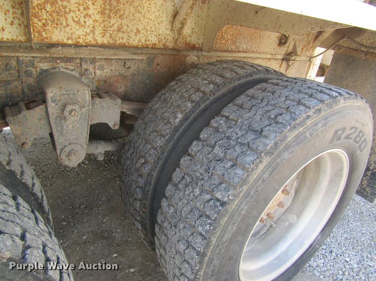 image for item DC4379 1992 Kenworth T800 tender truck