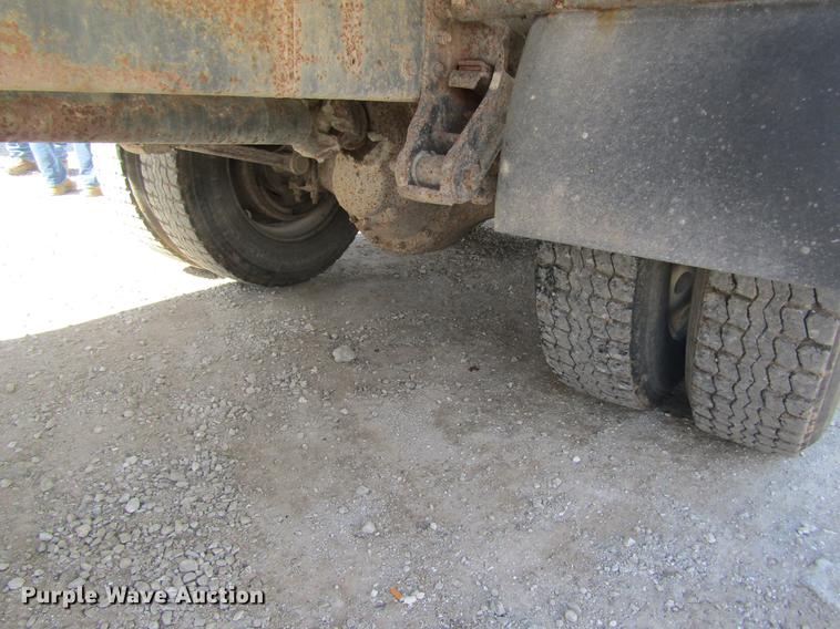 image for item DC4379 1992 Kenworth T800 tender truck