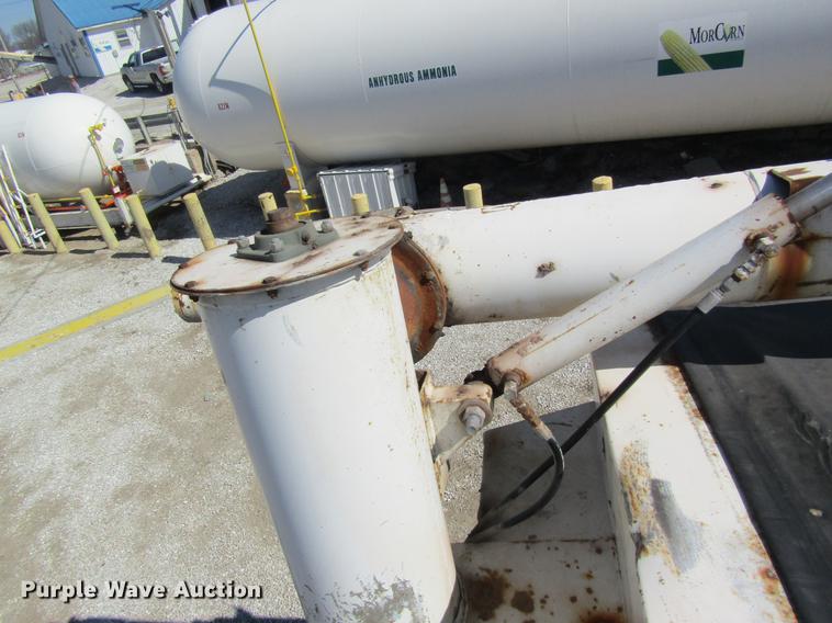 image for item DC4379 1992 Kenworth T800 tender truck