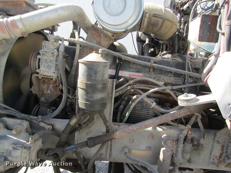 image for item DC4379 1992 Kenworth T800 tender truck