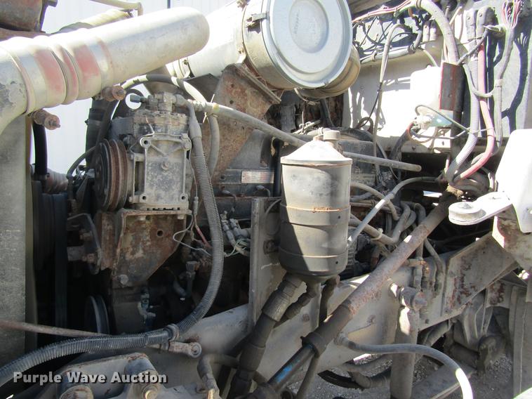 image for item DC4379 1992 Kenworth T800 tender truck