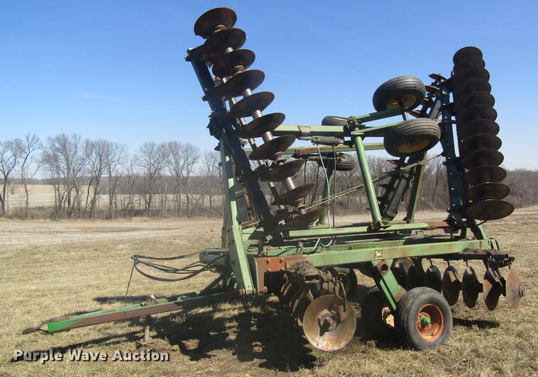 image for item DC4381 John Deere T0331 disk