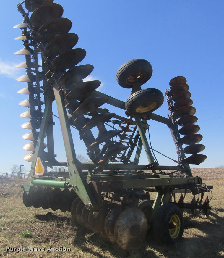 image for item DC4381 John Deere T0331 disk