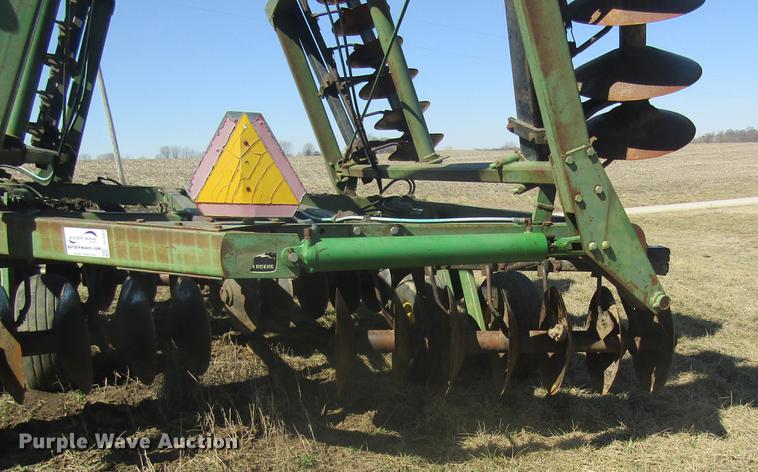 image for item DC4381 John Deere T0331 disk