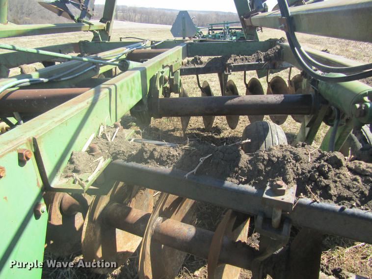 image for item DC4381 John Deere T0331 disk