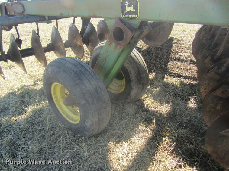 image for item DC4381 John Deere T0331 disk