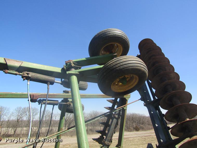 image for item DC4381 John Deere T0331 disk