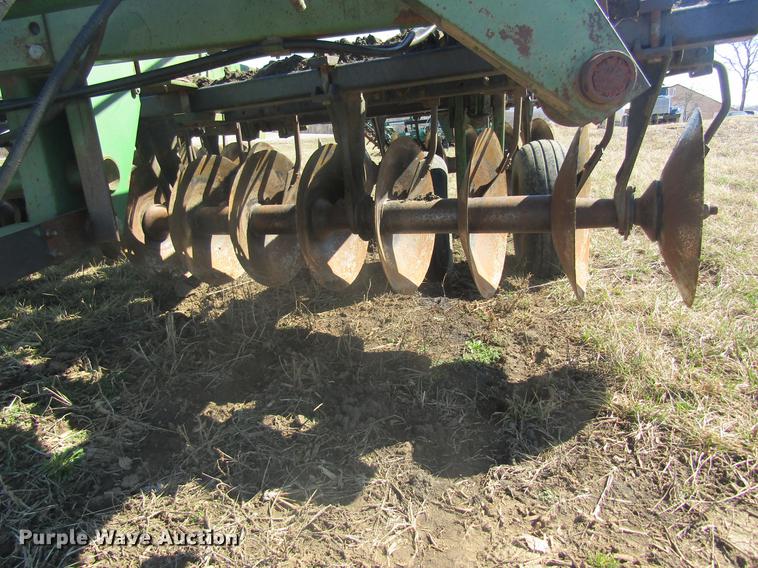 image for item DC4381 John Deere T0331 disk