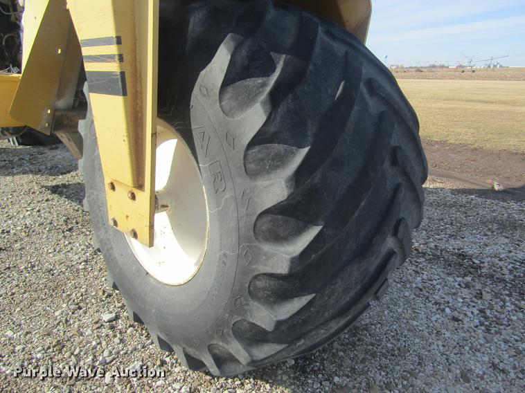 image for item DC4402 1992 Ag-Chem TerraGator 1803 applicator chassis