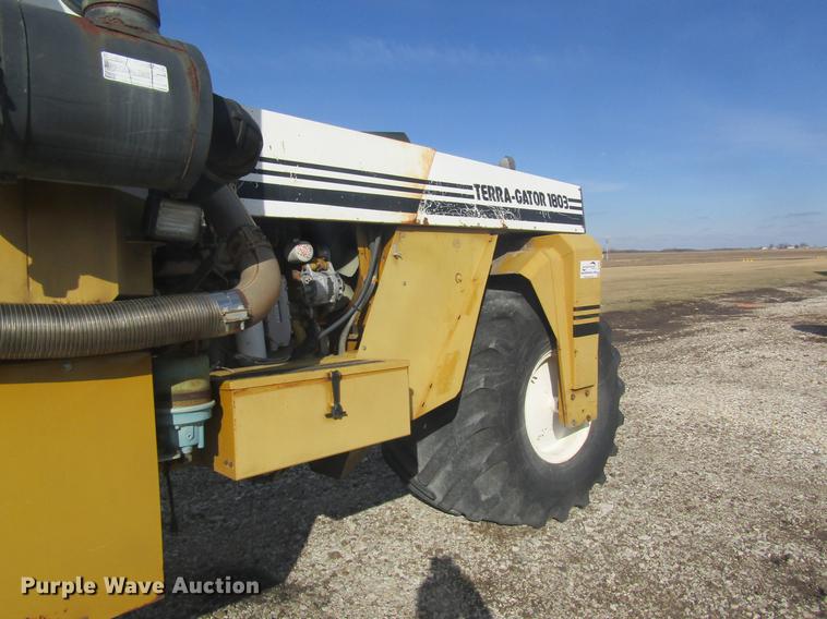 image for item DC4402 1992 Ag-Chem TerraGator 1803 applicator chassis