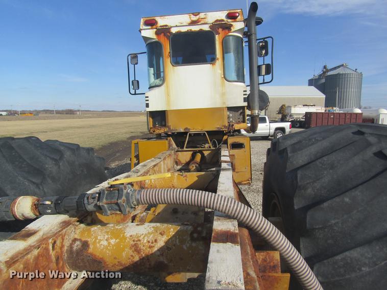 image for item DC4402 1992 Ag-Chem TerraGator 1803 applicator chassis