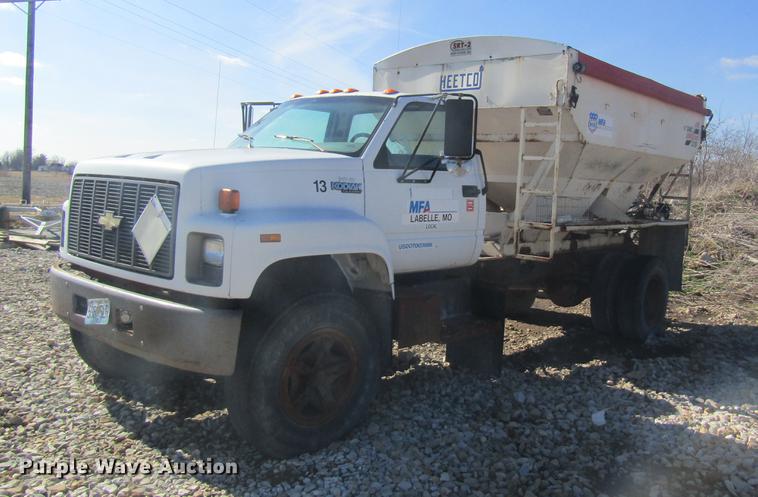 image for item DC4403 1995 Chevrolet Kodiak feed mixer truck