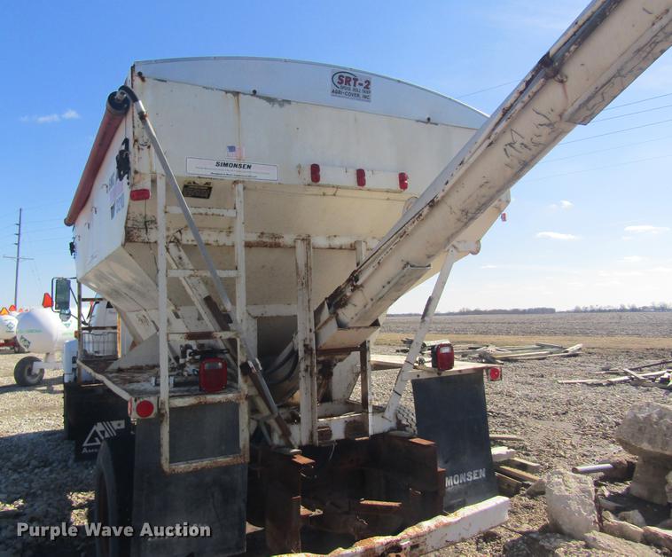 image for item DC4403 1995 Chevrolet Kodiak feed mixer truck