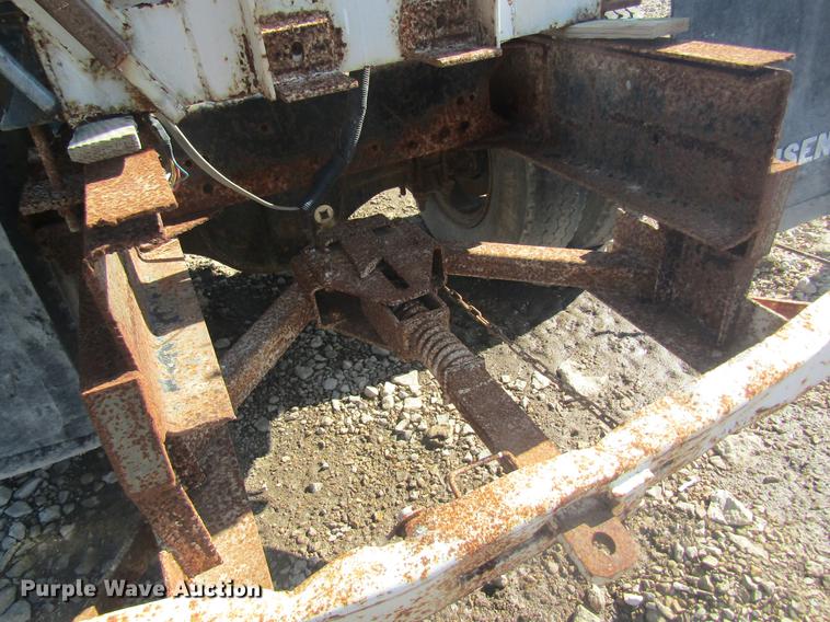 image for item DC4403 1995 Chevrolet Kodiak feed mixer truck