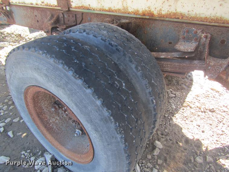 image for item DC4403 1995 Chevrolet Kodiak feed mixer truck