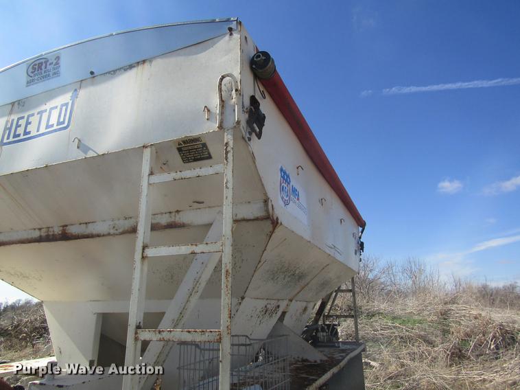 image for item DC4403 1995 Chevrolet Kodiak feed mixer truck