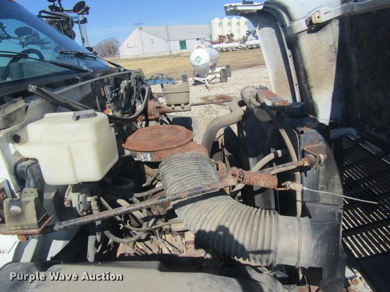 image for item DC4403 1995 Chevrolet Kodiak feed mixer truck