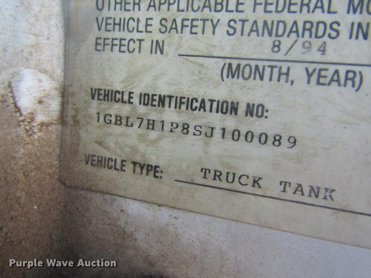 image for item DC4403 1995 Chevrolet Kodiak feed mixer truck