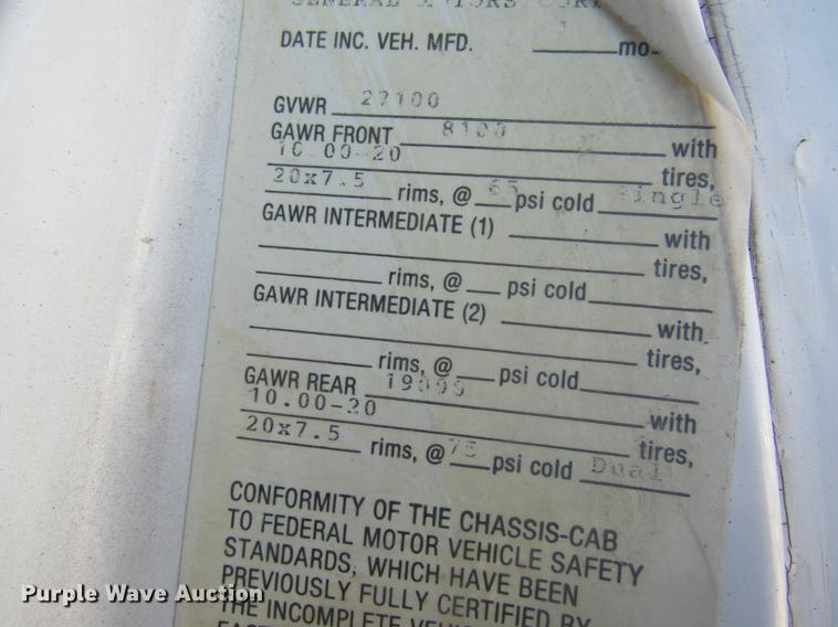 image for item DC4403 1995 Chevrolet Kodiak feed mixer truck