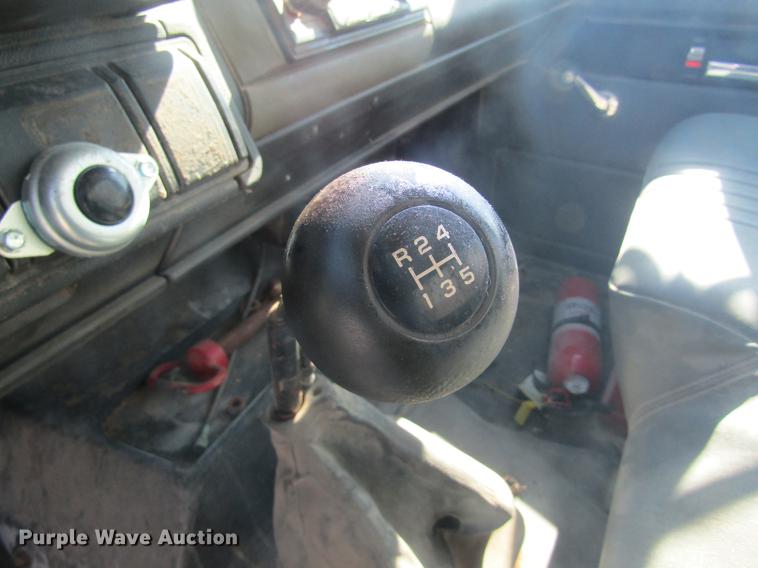 image for item DC4403 1995 Chevrolet Kodiak feed mixer truck