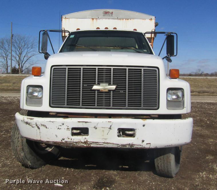 image for item DC4404 1995 Chevrolet Kodiak feed mixer truck