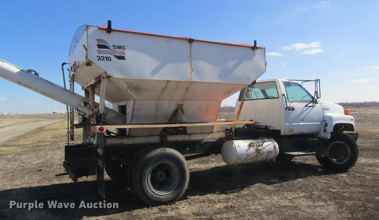 image for item DC4404 1995 Chevrolet Kodiak feed mixer truck