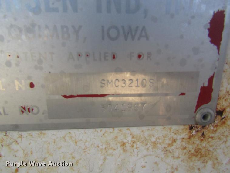 image for item DC4404 1995 Chevrolet Kodiak feed mixer truck