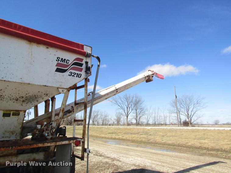 image for item DC4404 1995 Chevrolet Kodiak feed mixer truck