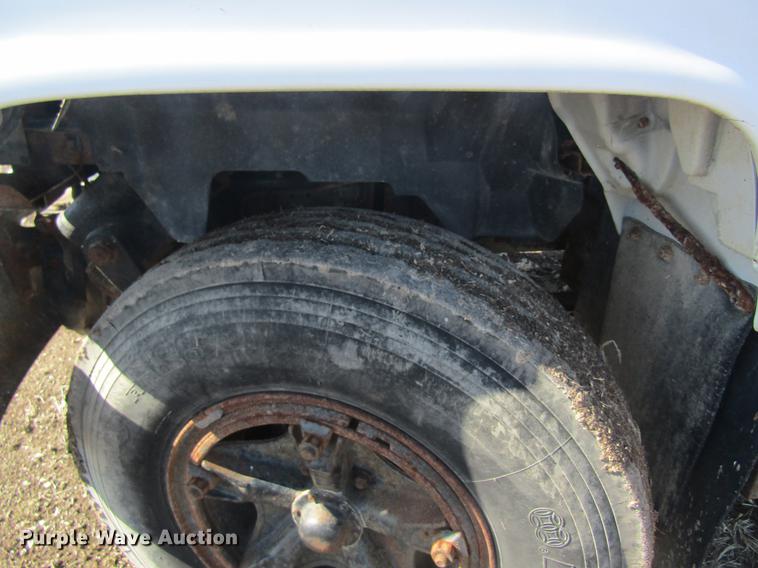 image for item DC4404 1995 Chevrolet Kodiak feed mixer truck