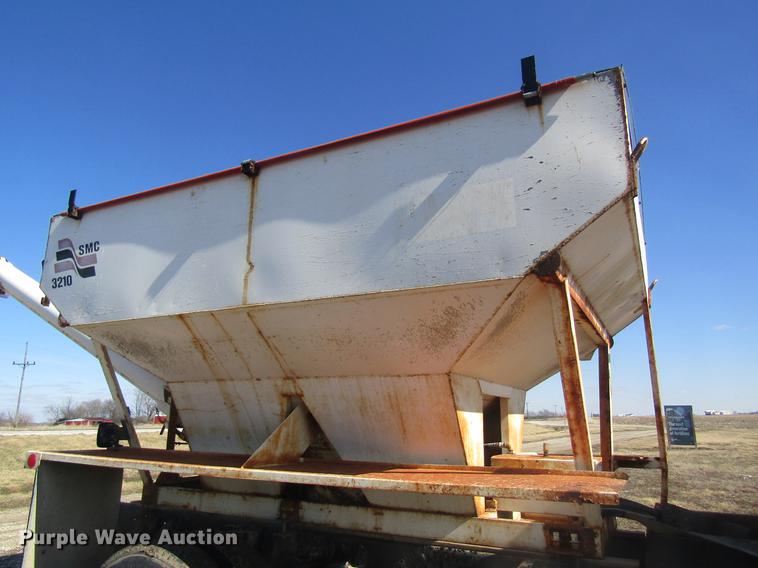 image for item DC4404 1995 Chevrolet Kodiak feed mixer truck