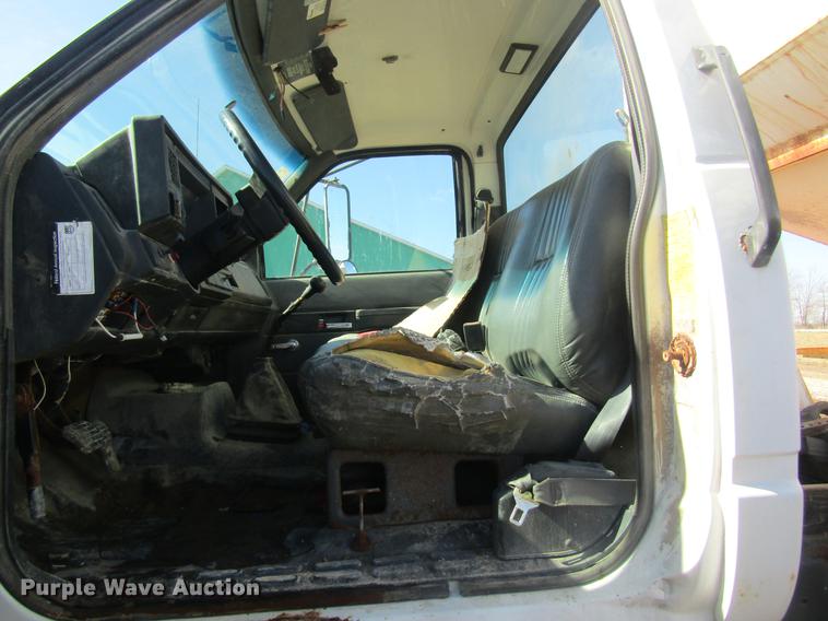 image for item DC4404 1995 Chevrolet Kodiak feed mixer truck