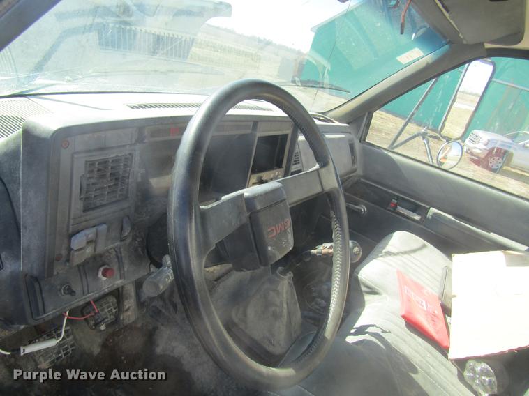 image for item DC4404 1995 Chevrolet Kodiak feed mixer truck