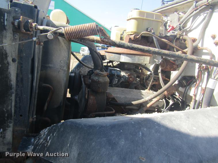 image for item DC4404 1995 Chevrolet Kodiak feed mixer truck