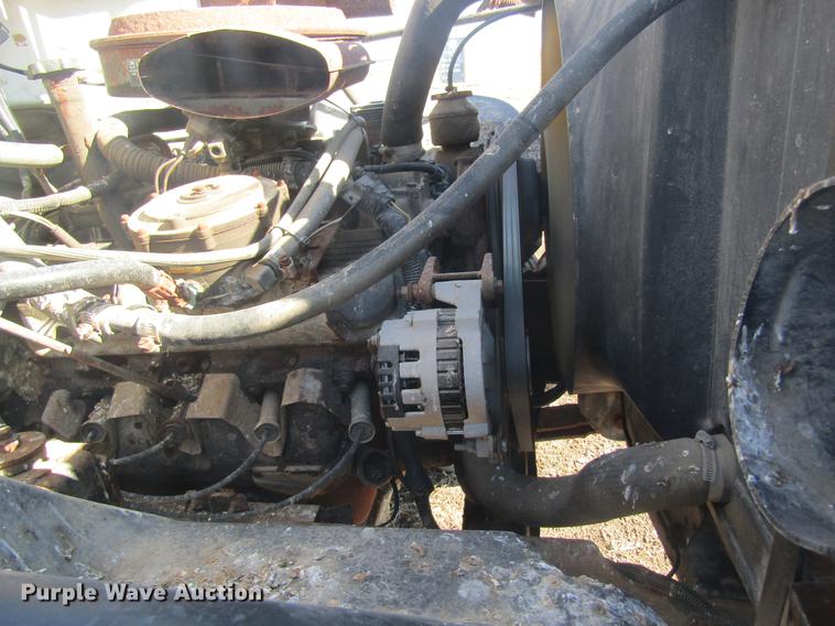 image for item DC4404 1995 Chevrolet Kodiak feed mixer truck