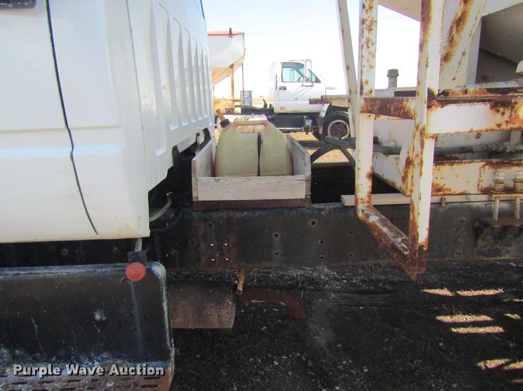 image for item DC4405 1995 Chevrolet Kodiak feed mixer truck