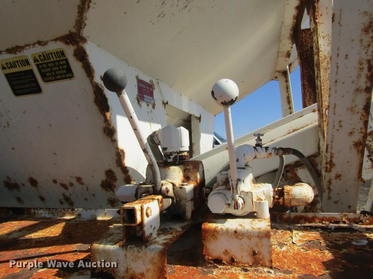 image for item DC4405 1995 Chevrolet Kodiak feed mixer truck