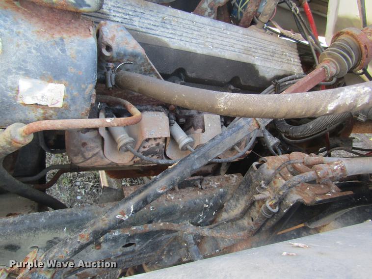 image for item DC4405 1995 Chevrolet Kodiak feed mixer truck