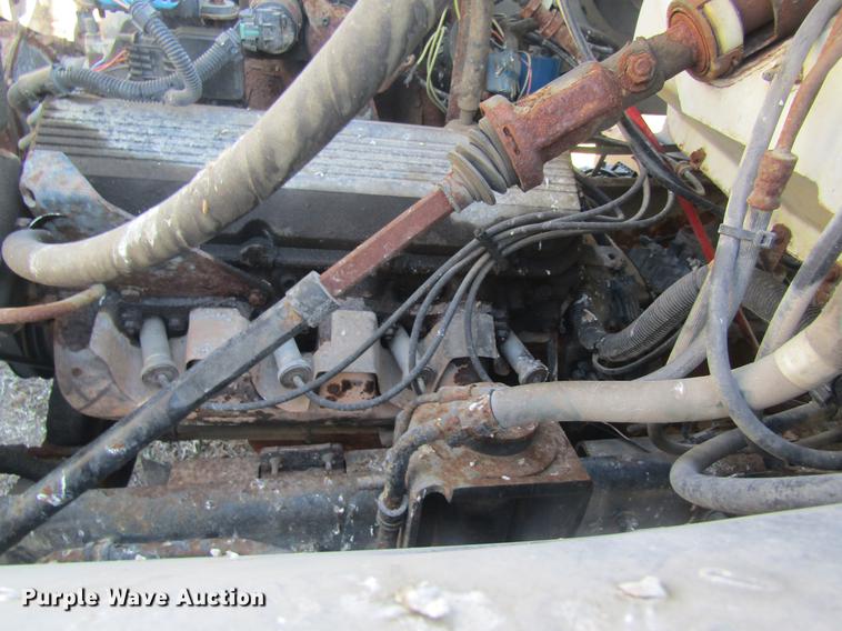 image for item DC4405 1995 Chevrolet Kodiak feed mixer truck