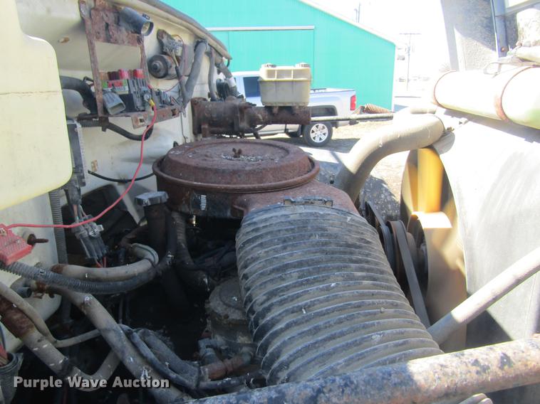 image for item DC4405 1995 Chevrolet Kodiak feed mixer truck