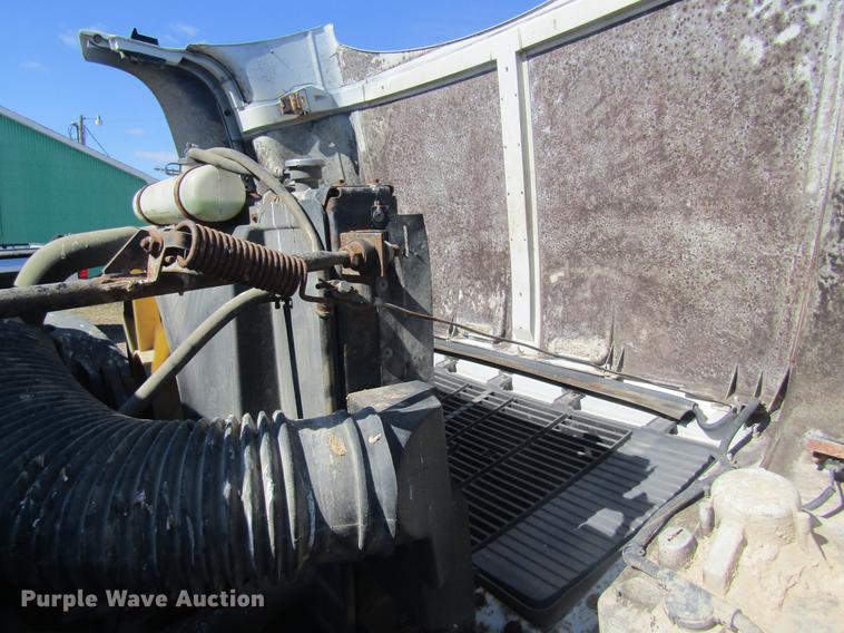 image for item DC4405 1995 Chevrolet Kodiak feed mixer truck