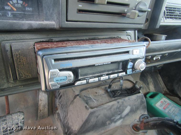 image for item DC4405 1995 Chevrolet Kodiak feed mixer truck